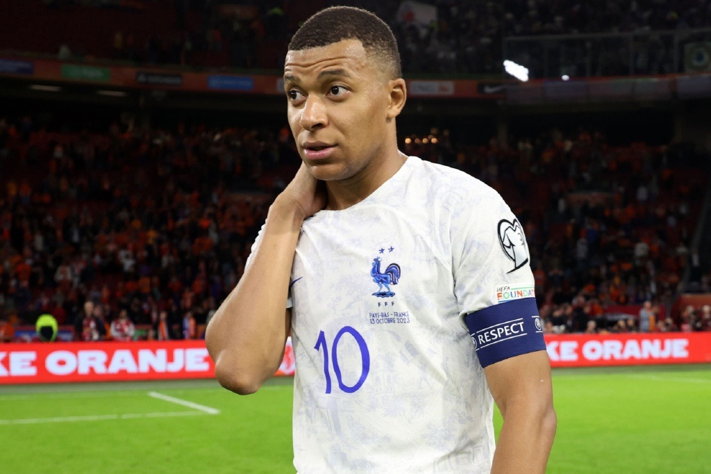 九游-姆巴佩迎来三赛季出色发挥，老鹰观众热烈欢呼！