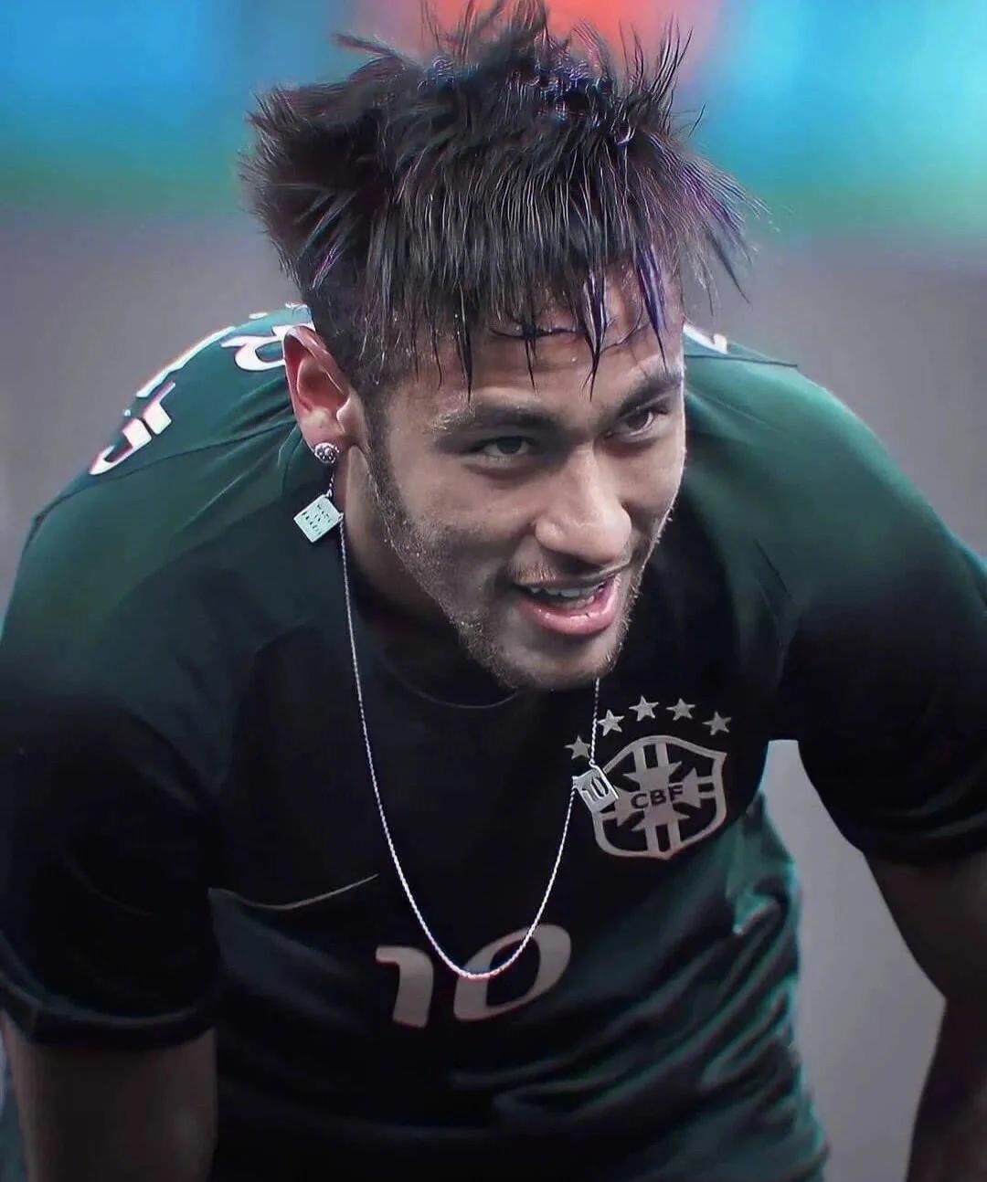 J9-内马尔连续十五场比赛得分超过出色防守，塞尔维亚队不断突破！