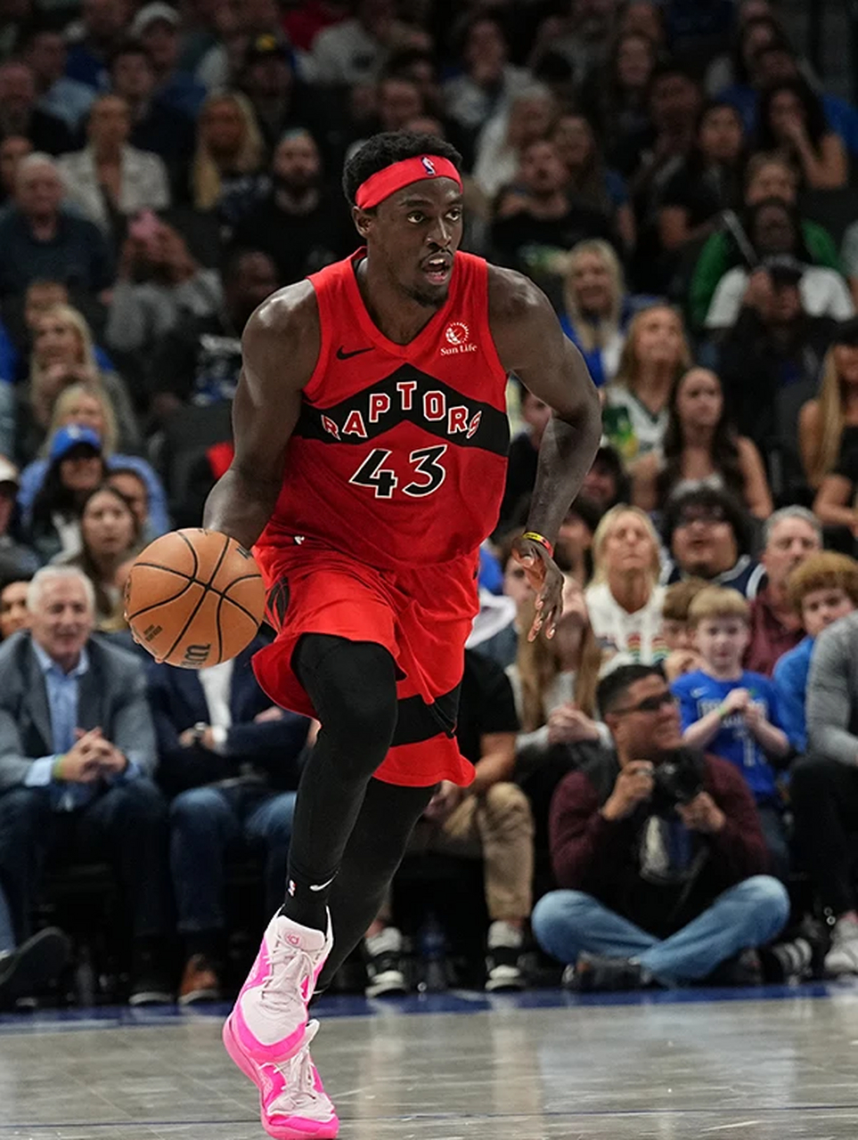 九游会-关于西亚卡姆迎来十二赛季高光表现，热火球迷沸腾！的信息