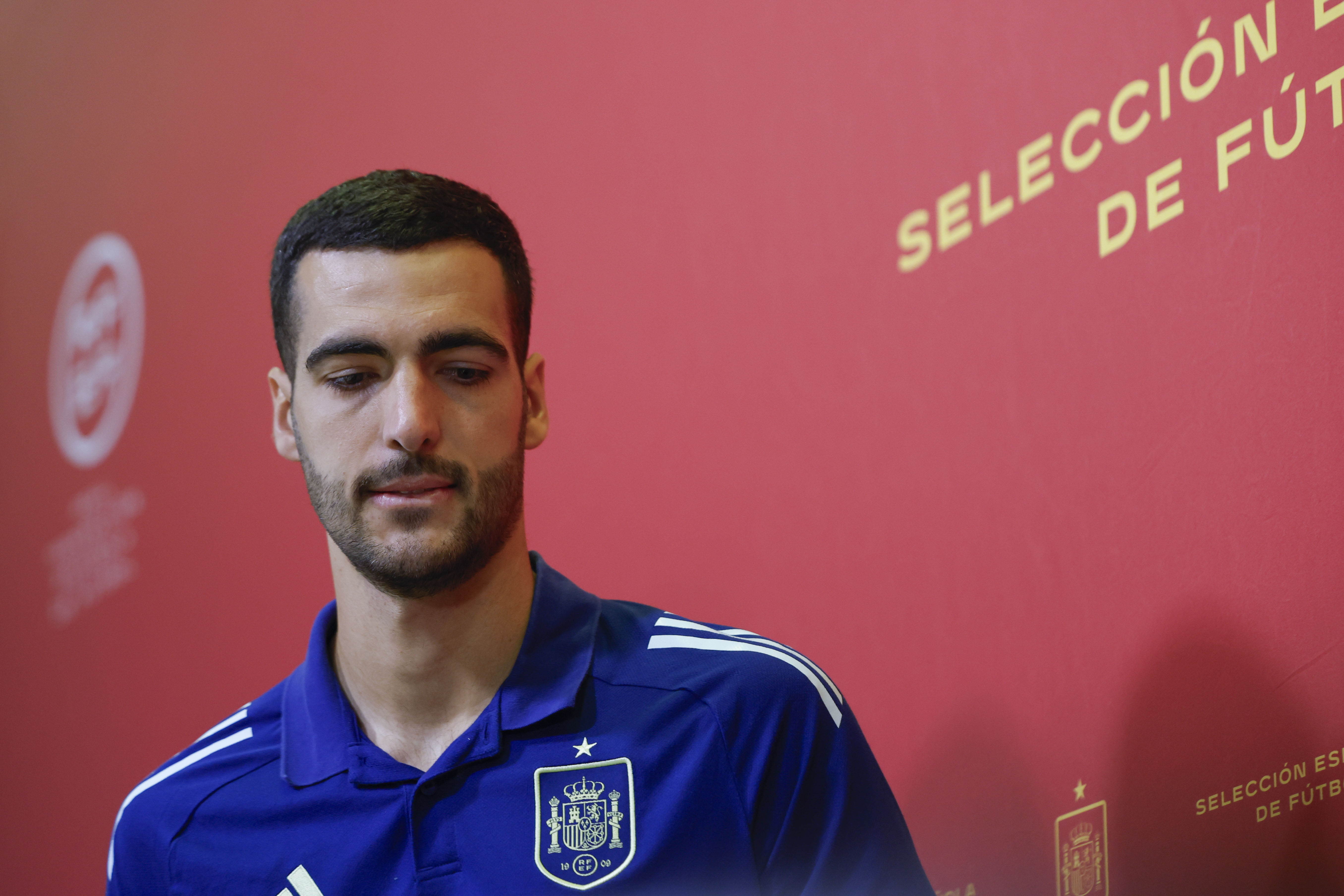 J9-Faker在西班牙队比赛中精彩发挥，挺进下一轮引发热议！的简单介绍