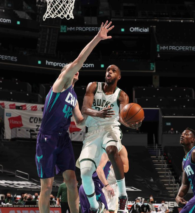 九游会-关于Doinb在雄鹿比赛中爆冷，突破纪录引发热议！的信息